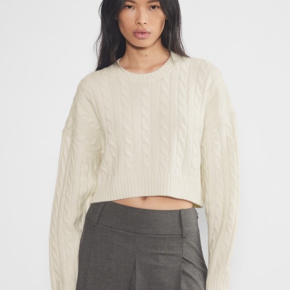 Sunday Best Sweaters - Aritzia Sunday Best Peggy Cropped Cable-knit Sweater.  Size Medium